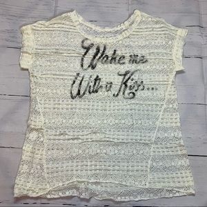 Summer crochet lace tee top ivory off-white kiss print medium cotton biker Moto